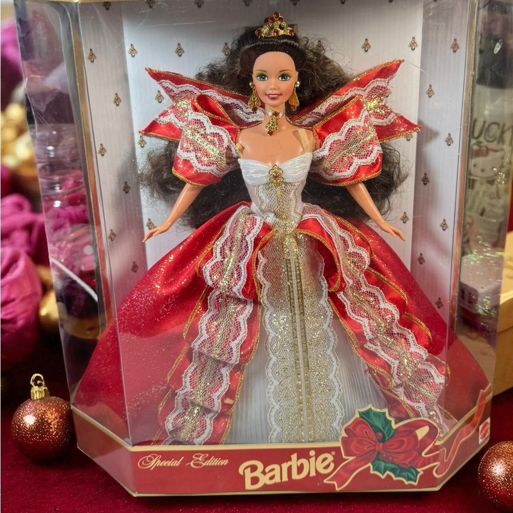 1997 Barbie Happy Holidays Doll - Special Edition 10th Aniversary Hallmark